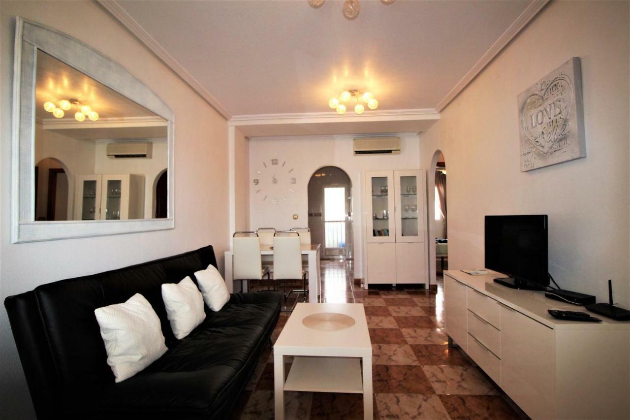 Best House Rubi Orihuela Exterior photo