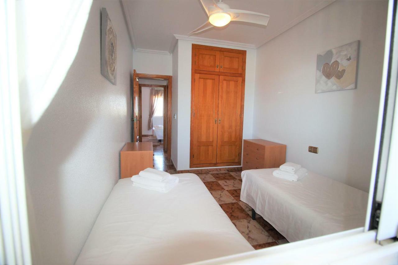 Best House Rubi Orihuela Exterior photo